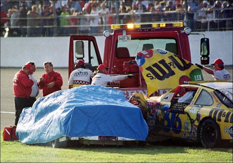 NASCAR mourns loss of legend Earnhardt - Toledo Blade