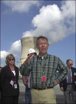 Ohio Sen. George Voinovich says he wants to help jump-start the nuclear industry.