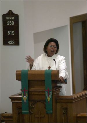 Doris Harris Mars preaches at Augsburg Lutheran Church on Sylvania Avenue.
 