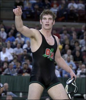 Oak Harbor's J.D. Bergman repeated his state title at 189 pounds and finished 42-0.