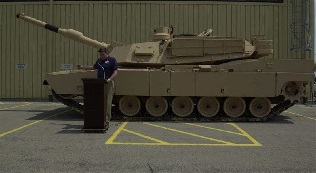 Lima plant gives `tanks' on Bob Hope's 100th The Blade