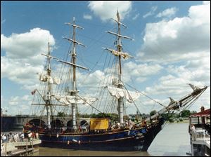 The HMS Bounty, a replica of a famous vessel known for a mutiny in 1789, will be on display.