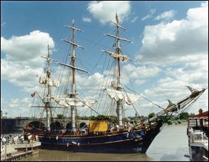The HMS Bounty, a replica of a famous vessel known for a mutiny in 1789, will be on display.