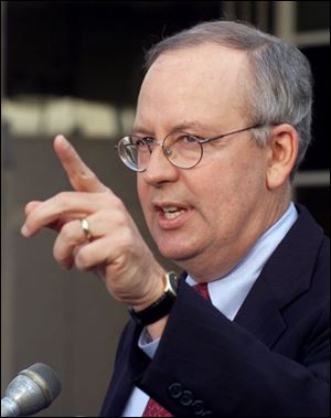 Kenneth Starr: He argued the challenge to the law before the U.S. Supreme Court, but lost the 5-4 decision.