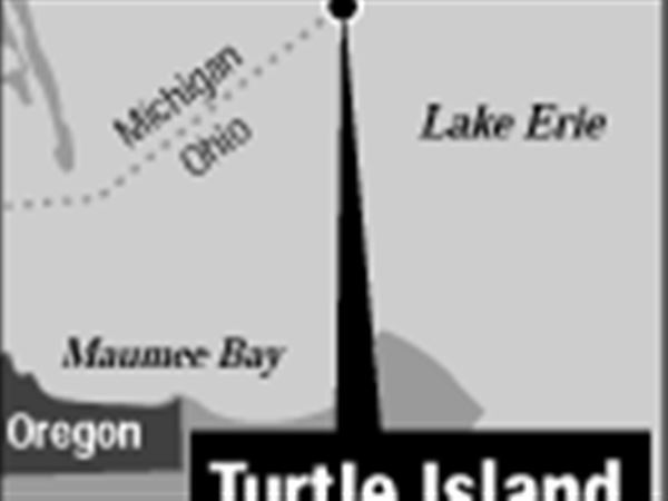 Water search for missing boater near Turtle Island underway