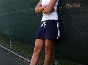 Nortre Dame tennis player junior Neela Vaez. Lisa dutton 08/23/2004 SPT tennis26p 2 .jpg
