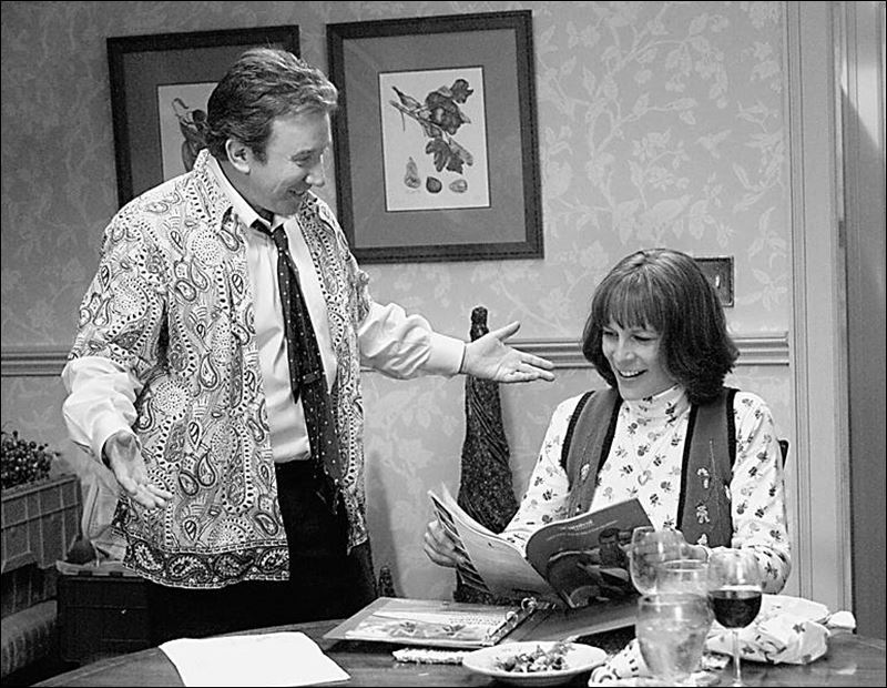 Movie review Christmas with the Kranks ** Toledo Blade