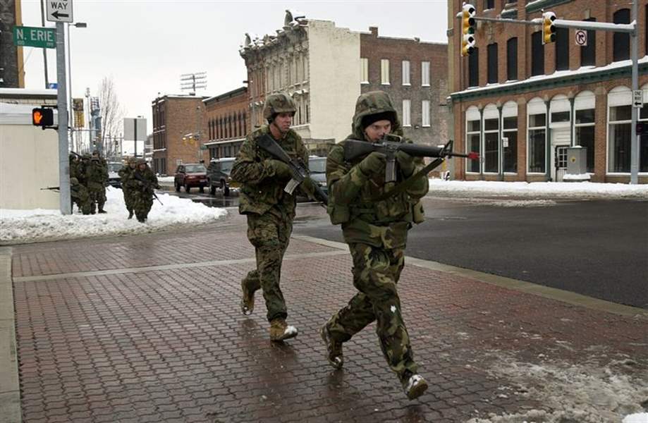 Marines-prowl-streets-of-downtown-Toledo-3