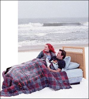 
Kate Winslet and Jim Carrey
in Eternal Sunshine of the Spotless Mind.