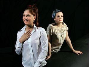From left, Calonice (Elizabeth Clark of Bowling Green) and Lysistrata (Amanda Clements of Medina) in a scene from Bowling
Green State University s production of Lysistrata.