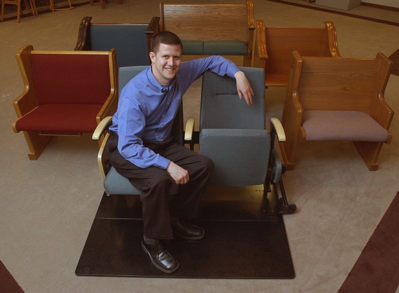 Sauder offers theaterstyle church seats The Blade
