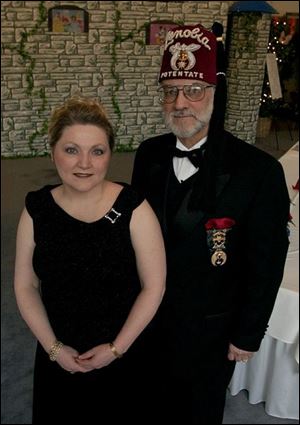 Potentate Bryan Waggoner with his wife, Sandy.
