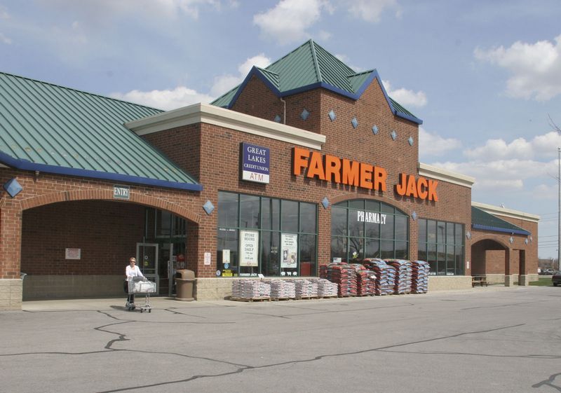 A&P says it will close or sell 3 Farmer Jacks The Blade
