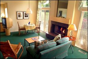 Each of the 25 suites at Walden Country Inn & Stables is oversized, ranging from 1,000 to 1,500 square feet, and most have fireplaces, whirlpools, and wet bars.