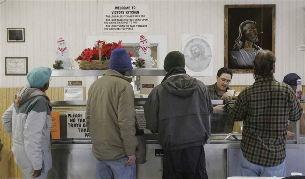 Going-hungry-in-Ohio-and-Michigan-Soup-kitchens-find-need-outpaces-resources-2