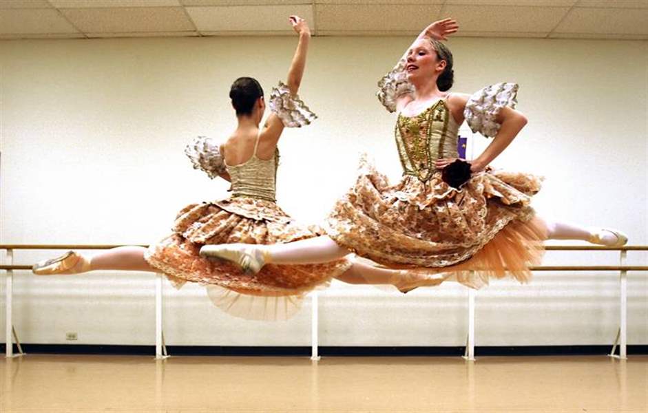 Sparkling-tradition-Toledo-Ballet-gears-up-for-The-Nutcracker
