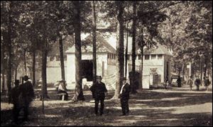 A photo from around 1906 shows Needle Hall at the old Wood County Fairgrounds, which is now City Park in Bowling Green. 