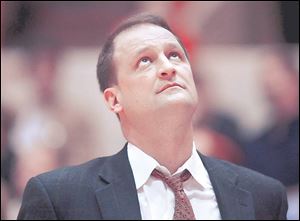 Bowling Green coach Dan Dakich refuses to coddle his players, and he has lost some. He also lost 21 games this season.