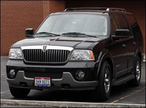 Laborers Local 500 provides a Lincoln Navigator for Business Manager Steven Thomas.