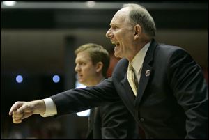 Jim Larranaga, the former BGSU coach who has George Mason in the Sweet 16, says Billy Packer is living in the ACC past.
