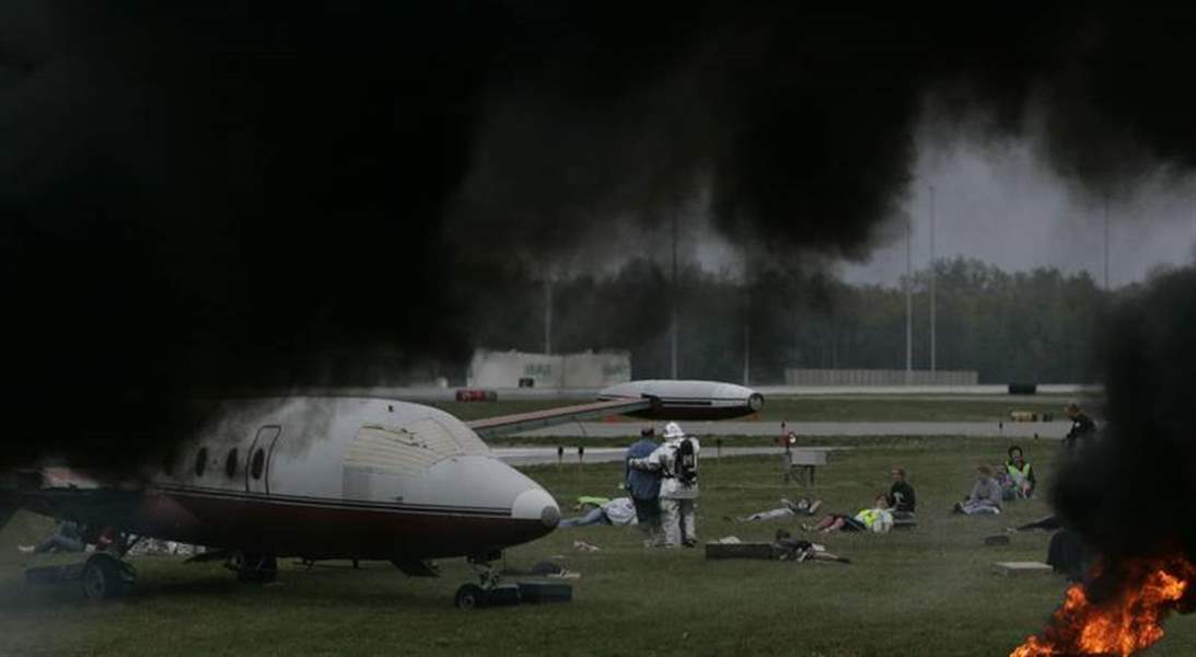 Jet-crash-is-a-realistic-drill-for-emergency-responders