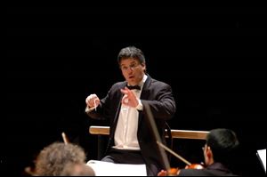 Stefan Sanderling leads the Toledo Symphony.