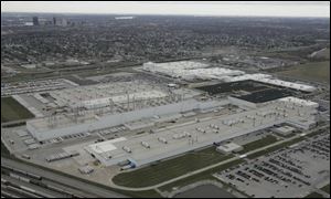 Ohio, Toledo, and two school districts had dangled a $280 million carrot before DaimlerChrysler AG to persuade the automaker to build its $1.2 billion factory on Stickney Avenue.