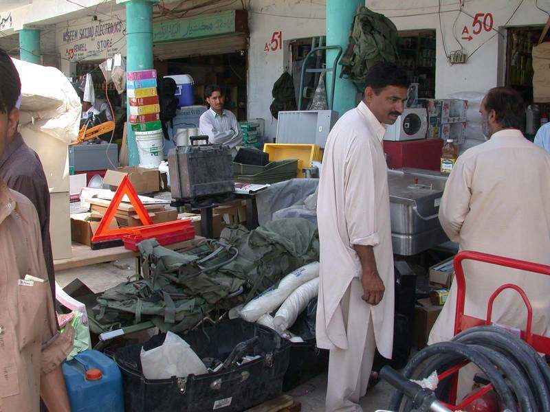 Stolen-American-goods-bound-for-GIs-in-Afghanistan-fill-bazaars-in-Pakistan