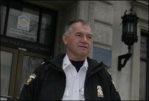 Saying he was  treated in a way I will not accept,  Jack Smith resigned yesterday as chief and returned to the rank of captain.
