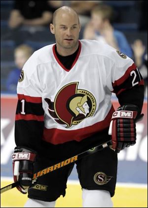 Bryan Smolinski scored 17 goals and had 31 assists for 48 points last season for Ottawa, a legitimate Stanley Cup contender. During his 13 year NHL career, he has 248 goals and 334 assists for 582 regular-season points, plus 20 goals and 25 assists in the playoffs for 45 points.