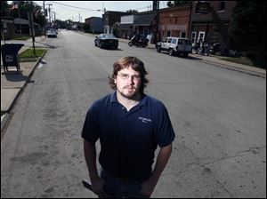 Nate Frost has circulated a petition asking Cygnet residents to demand that village officials
address the problems associated with electrical distribution.
