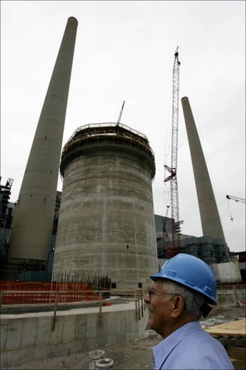 Monroe coal plant's new stack takes shape along lake Toledo Blade