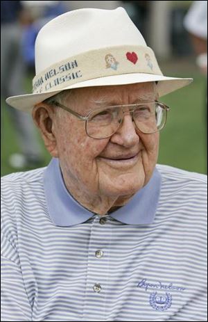 Byron Nelson is listed as an honorary member on the Inverness Clubmembership list.
