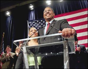 With his wife, Rosa, at his side, Secretary of State Ken Blackwell concedes the Ohio governor s race to Democrat Ted Strickland.