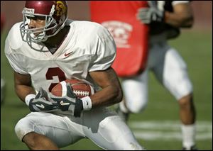 USC's Steve Smith is lauded for his discipline in executing pass routes.