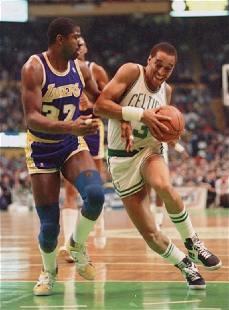 Former Celtics great Dennis Johnson dies at 52 - Toledo Blade