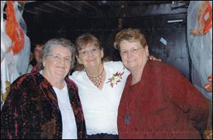 Jane Kittle, center, with her sisters Donna Bloom, left, and Joanne Rooks.