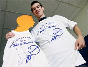 Alan Liebherr, 18, a senior ar Springfield High School, designed a T-shirt aimed at helping teens kick the smoking habit.