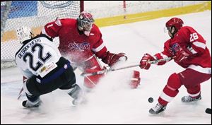 Logan Koopmans makes a stop for the Storm against Johns-
town. The goaltender earned a career-high 17 wins.