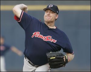 Curt Schilling made it look easy in his second rehab start for Pawtucket, holding the Mud Hens scoreless for five innings.