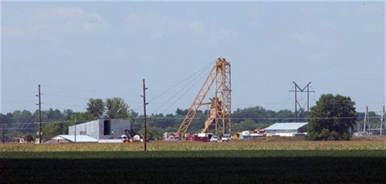 3 killed in 500foot plunge down air shaft at Indiana coal mine The Blade