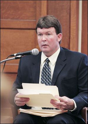 Detective Jay Gast told the jury 90 phone calls were placed to the victim before she died in a house fire.
