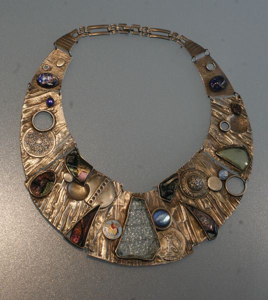 The fine art of jewelry; Glass Pavilion is the setting for a cutting