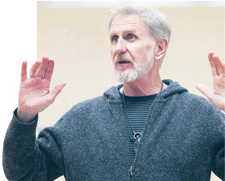 Rene-Auberjonois-noted-actor-with-Toledo-ties-teaches-a-class-at-University-of-Findlay