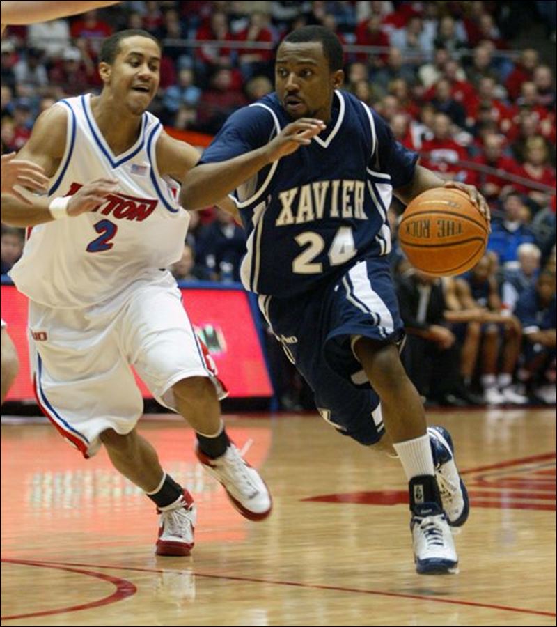 College Roundup Roberts Leads Dayton But Flyers Fall To Xavier 