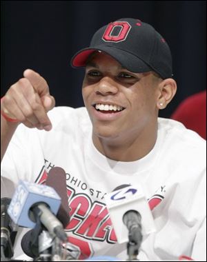 Terrelle Pryor led Jeanette (Pa.) High School to state titles in football and basketball.