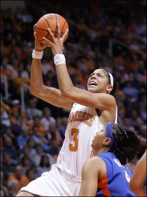 Tennessee's Candace Parker will try to lead the Volunteers to a second straight national title.
