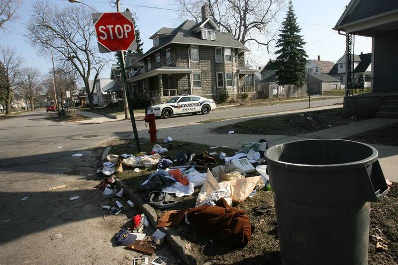 Toledo trash pickup gets mixed reviews The Blade