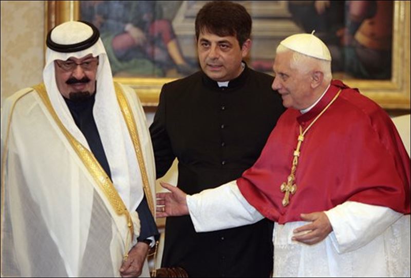 http://www.toledoblade.com/image/2008/04/16/800x_b1_cCM_z/Benedict-XVI-King-Abdullah.jpg