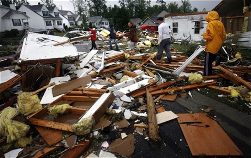 3 tornadoes rip through Va., hundreds of people hurt Toledo Blade